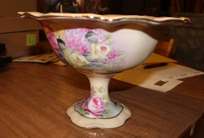 lot 4327 image: Handpainted Nippon Compote DishPedestal Bowl - so pretty