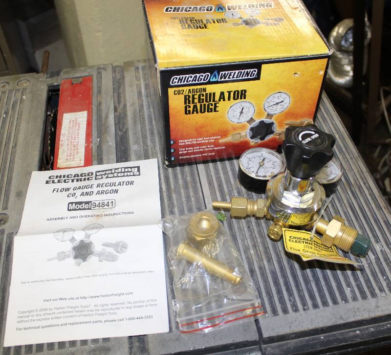 lot 4534 image: CO2  Argon Regulator Gauge