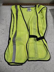 lot 38133 image: Yellow Safety Vest