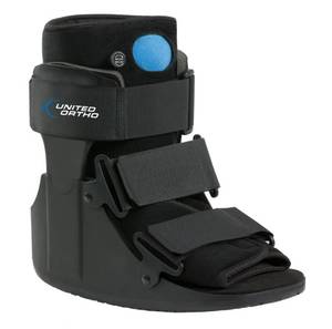 lot 38249 image: United Ortho USA14115 Short Air Cam Walker Fracture Boot, Medium, Black