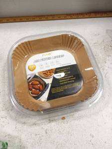 lot 40087 image: 100pc Air Fryer Liners
