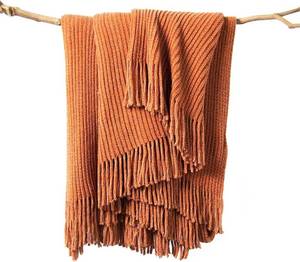 lot 40147 image: lifein Throw Blanket for Couch-Soft Boho Bed Throw Blankets,Cozy Orange Chenille Knitted Throw,Small Knit Farmhouse Lightweight Blanket&Throw for Summer,Woman,Chair,Sofa,Home Decor(Rust Orange,5060)
