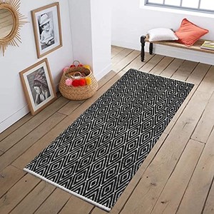 lot 40345 image: Chardin home 100% Cotton Diamond Rug Collection (Black and White, 2x5 Feet)