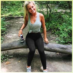 lot 40382 image: Syrinx 5 Pack Leggings with Pockets for Women - High Waisted Tummy Control Soft Yoga Pants for Workout Running XL Size