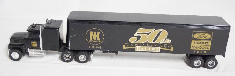 lot 7065 image: ERTL - Die Cast Replica 164 - 2660G - NEW HOLLAND FORD 1940-1990 50th Anniversary BALERS - COOL