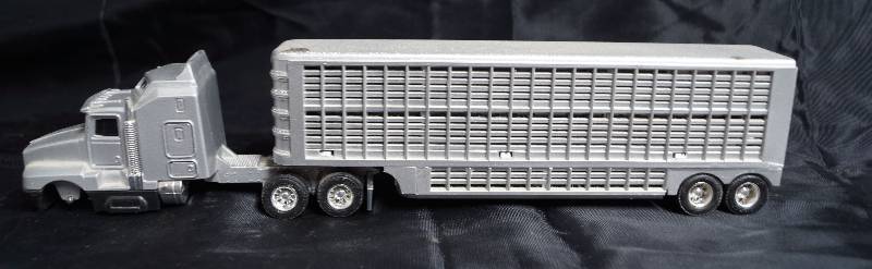 diecast cattle trucks