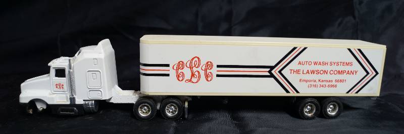 lot 2263 image: ERTL Die Cast Replica Kenworth T600A Truck 0459G - CLC Autowash Systems - Lawson Co. Emporia, KS - WOW