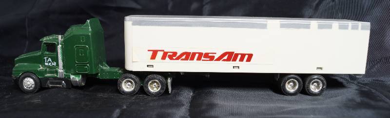 lot 2267 image: ERTL - Die Cast Replica Kenworth T600A - 1038G - TRANS AM - WOW