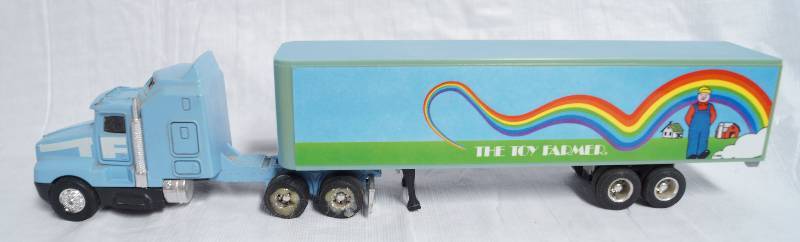 lot 2294 image: ERTL - Die Cast Replica Kenworth T600A - 1938G - Semi Truck and Trailer The Toy Farmer - NEATO