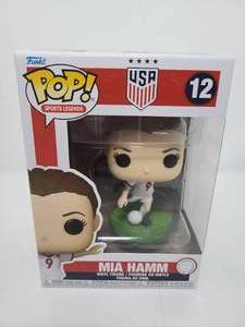 lot 100 image: New In Box Funko Pop Mia Hamm Team USA #12