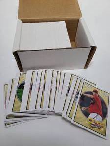 lot 176 image: 2008 Upper Deck Heroes Complete 200 Card Baseball Set