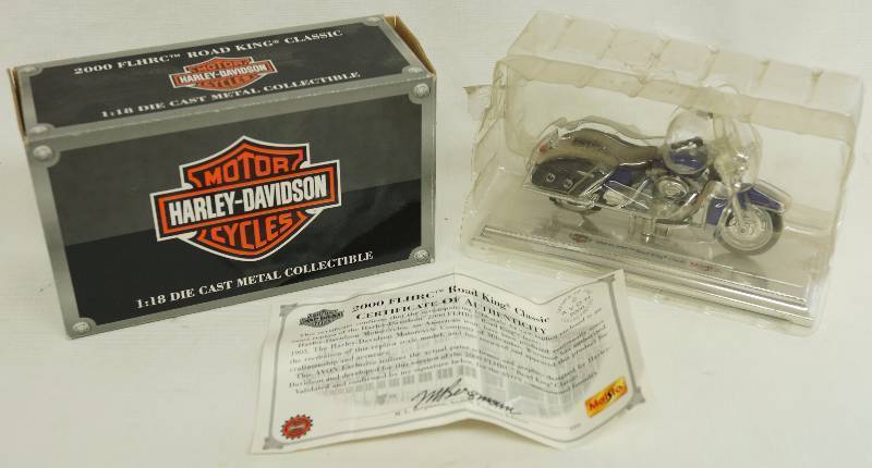lot 1247 image: HARLEY-DAVIDSON MOTORCYCLES - FLHRC ROAD KING CLASSIC - Maisto 118 Die Cast Metal Replica Model NEW IN BOX w paperwork
