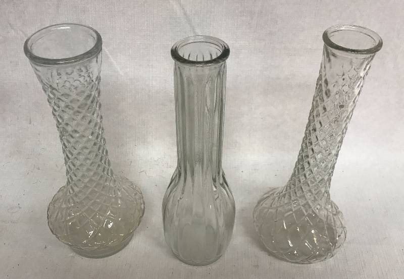 lot 9168 image: 3 Old Glass Flower Vases