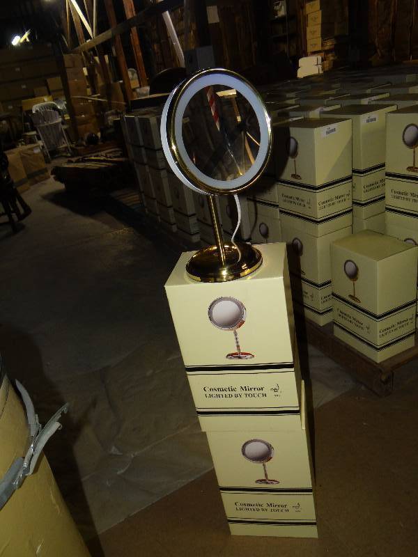 lot 3158 image: Magic Focus Make Up Mirror - Touch Light - Chrome - BRAND NEW IN ORIGINAL RETAIL BOX