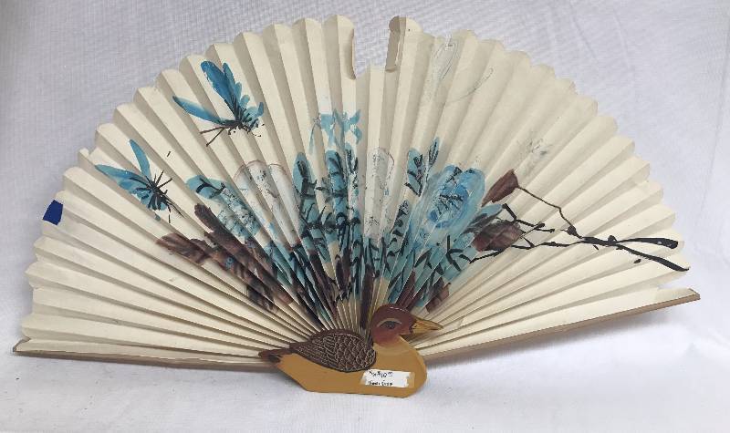 lot 9167 image: Vintage Duck with Fan Spread