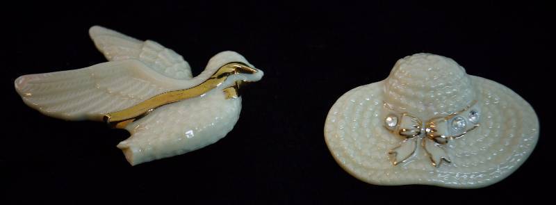 lot 2098 image: Lot of 2 - LENOX Brooch Pins - Dove and a Hat w gold ribbon. Very beautiful