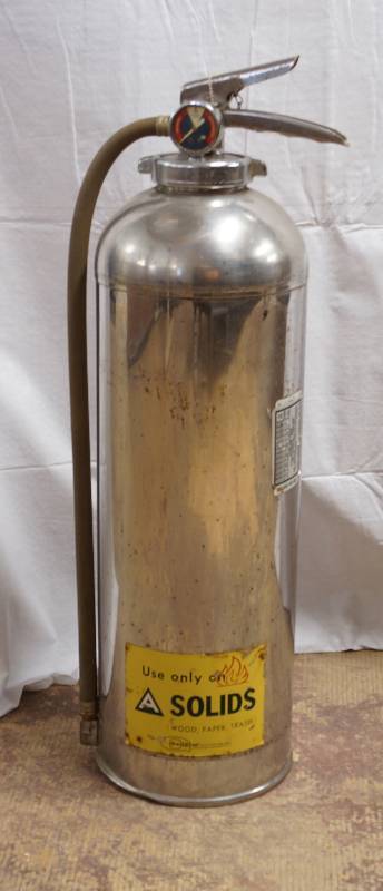 lot 9005 image: Fire Extinguisher - A Type for Solids - Recharagble w gauge and hose
