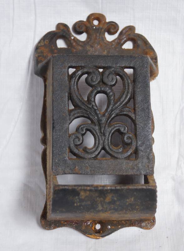 lot 9018 image: Antique Cast Iron Matches Holder  Striker - Hangs on Wall - NEAT