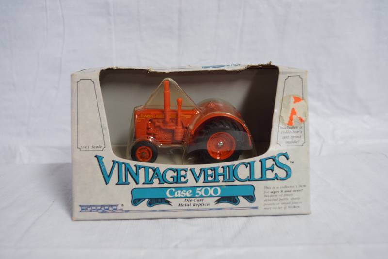 lot 9030 image: ERTL - Die Cast Metal Replica - Vintage Vehicles -Case 500 - 143 scale #2510