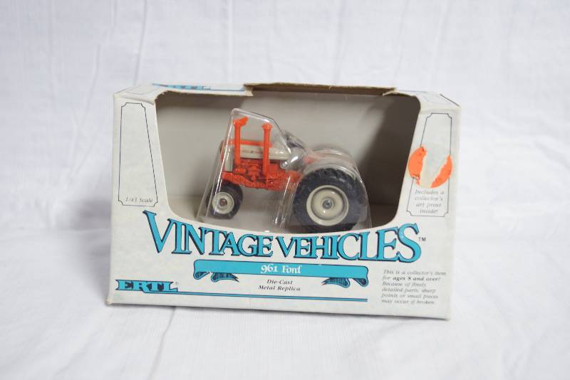 lot 9060 image: ERTL - Die Cast Metal Replica - Vintage Vehicles - 961 Ford Tractor - NEW in original box - 143 scale #2508
