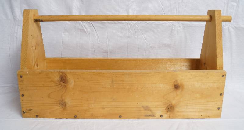 lot 9062 image: Awesome Wooden Tool Box - See photos for measurements - Very Sturdy