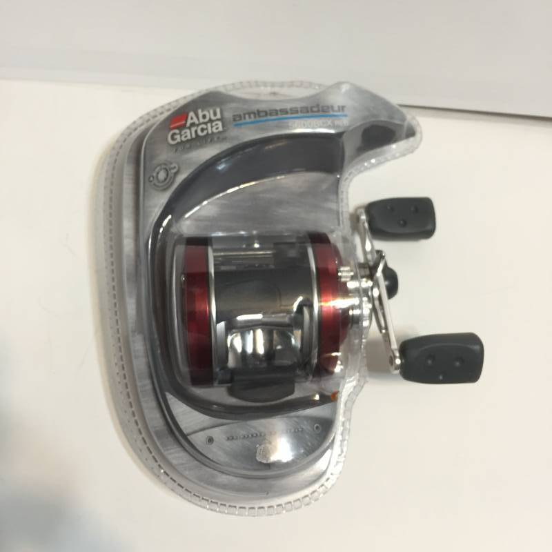 lot 3031 image: NEW Abu Garcia Ambassadeur 5600BCX Red BAITCAST FISHING REEL (Factory Sealed)