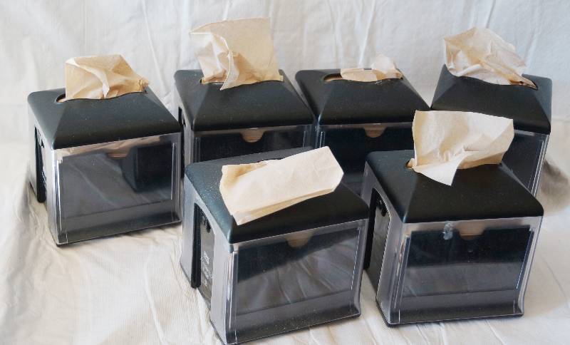 lot 4193 image: Set of 5 Black Table Napkin Dispensers- Great Deal