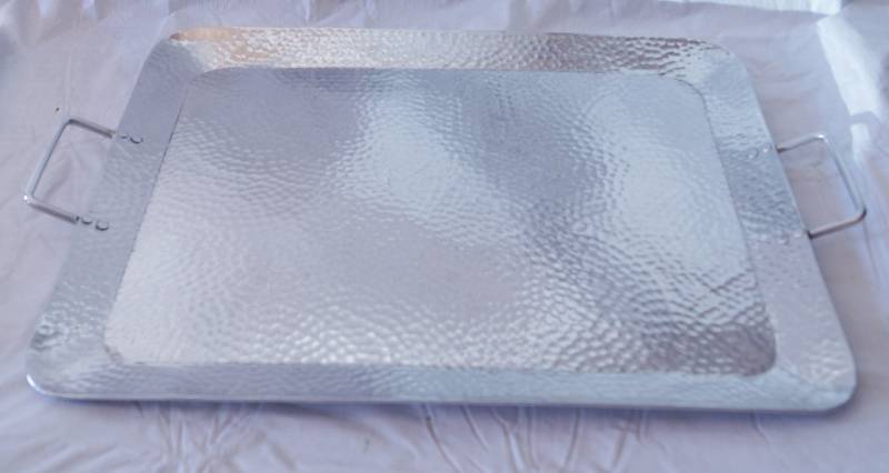 lot 4172 image: Towle Hammersmith 21.5-Inch Rectangular Tray- Very Pretty