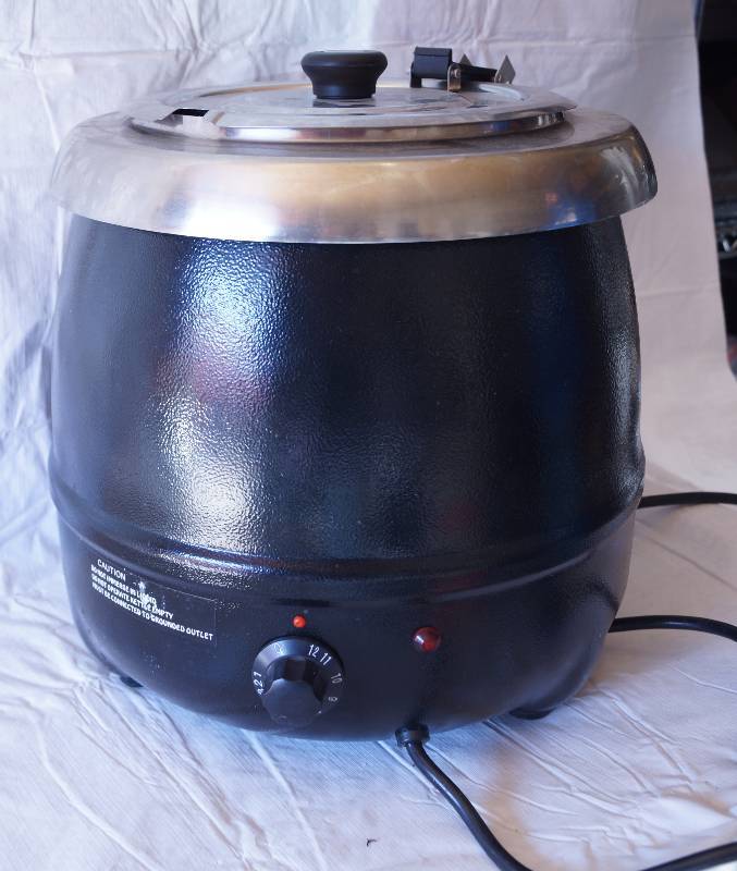 lot 4167 image: Yindu Kitchen Equipment 10.5 Quart 400w Black Soup Kettle with temperature controller - Its Chili Time Works