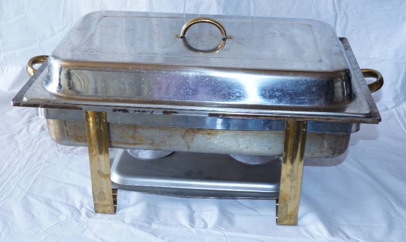 lot 4066 image: Full Size Stainless Steel Chafing Dish Set- Very Nice