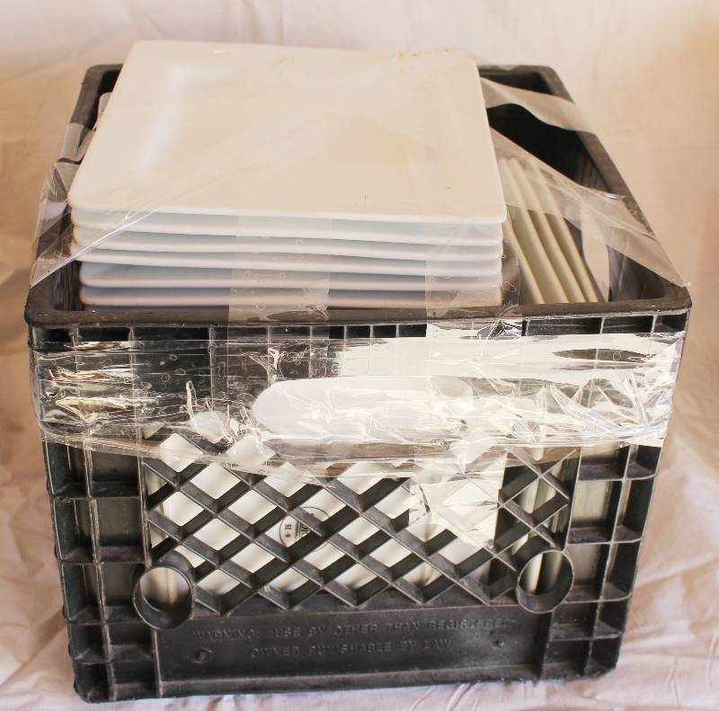 lot 4008 image: Lot of Restaurant Plates, Quality Dishes see photos - Nice, Heavy Pieces