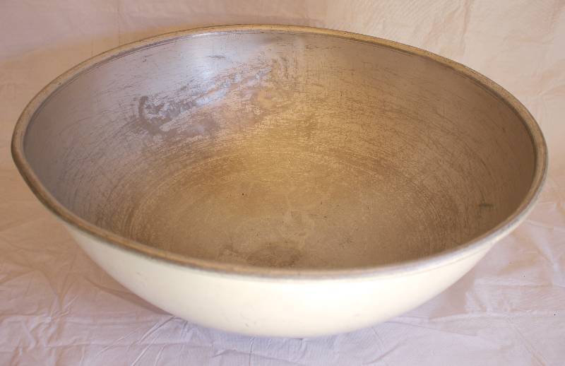 lot 4028 image: BIG Restaurant Mixing Bowl 2 feet across 10.5 deep in center