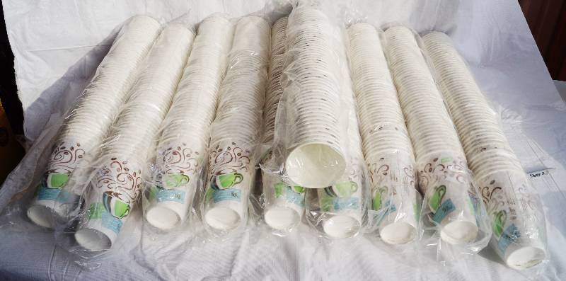 lot 4104 image: Dixie 16 oz Insulated Paper Cups- Sleeves with 50 Cups in Each