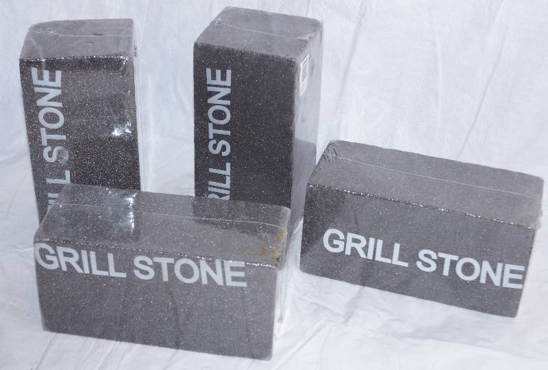 lot 4121 image: Set of 4 Large Grill Stones- Great Bundle