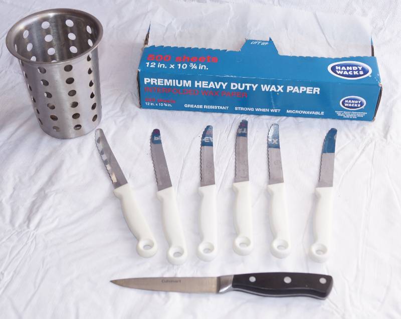 lot 4123 image: Various Kitchen Items- Knives, Silverware Holder, and Wax Paper