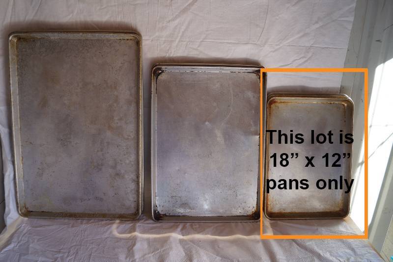 lot 4044 image: Lot of 3 Commercial Baking Sheets - approx 18 x 12