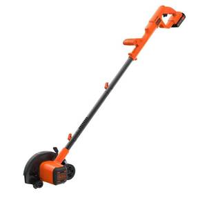 lot 55092 image: BLACKDECKER 20V MAX Cordless Edger Lawn Kit, 1.5 Ah Battery & Charger Included (BCED400C1) (B09VD1735L) - Retail $149