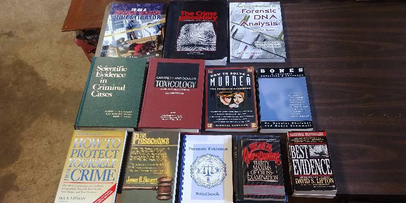 lot 216 image: Forensic Science, DNA, and Criminalistics Book Lot (CSI stuff)
