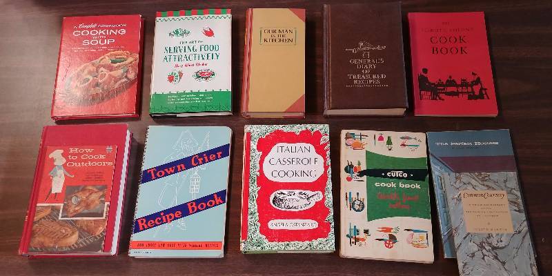 lot 227 image: Vintage Cookbook Lot