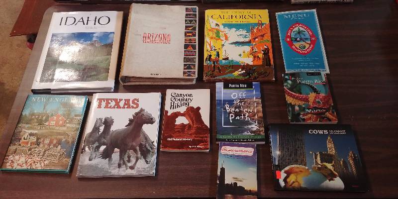 lot 267 image: Americana (Vintage Travel, Regional Locations) Book Lot