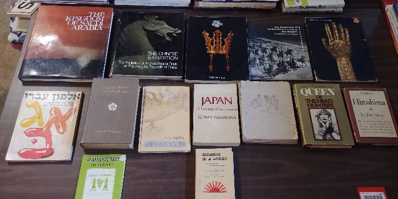 lot 277 image: Foreign Studies (Japan, Museum Exhibition) Book Lot