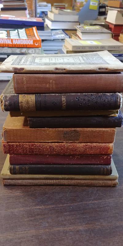 lot 286 image: Old and Antique Book Lot