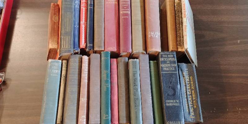 lot 289 image: Huge Old, Vintage, and Antique Book Lot
