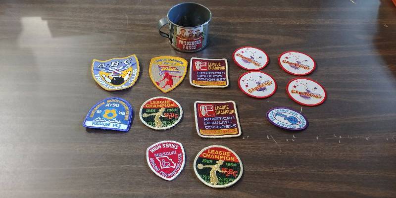 lot 305 image: 1950 and 1960s Vintage Bowling Patches (Colorful)