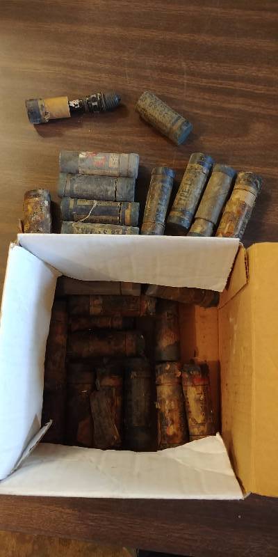 lot 314 image: Lot of Aircraft LS-87 Spark Plugs