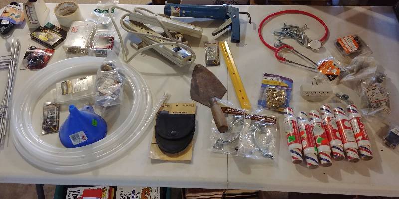 lot 321 image: Miscellaneous Shop Lot