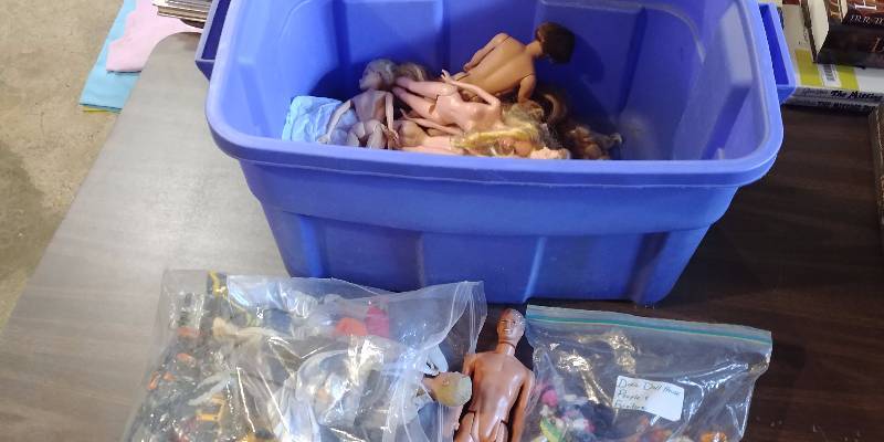 lot 323 image: Plastic Bin Full of Barbie Dolls and Vintage Toys