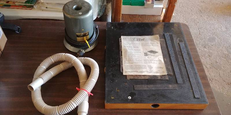 lot 7216 image: Vacuum Easel For Document Photography