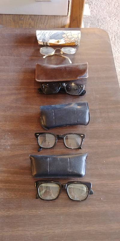 lot 7228 image: Vintage Glasses Lot