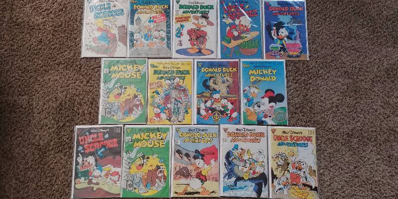 lot 1098 image: Comic Book Lot (Disney, Mickey, Uncle Scrooge, Donald Duck)